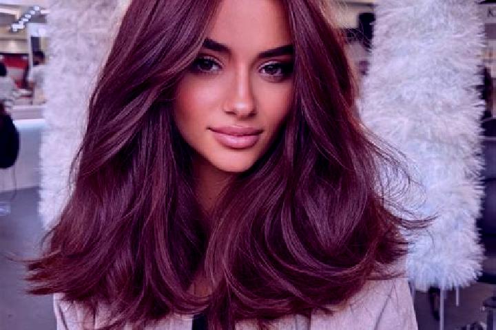 Lucy, 25, a auburn brown-eyed latina companion based in Pedrogao Grande. Offering Prostate Massage, CIM, BDSM. Available for incall and outcall, overnight bo...