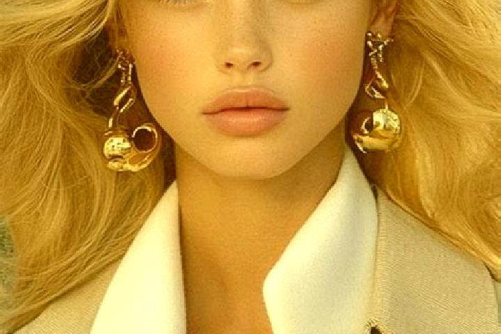 Lucy, 25, a blonde dark-eyed mediterranean companion based in West Babylon. Offering Dinner Date, Girlfriend Experience, CIM. Available for incall and outcal...