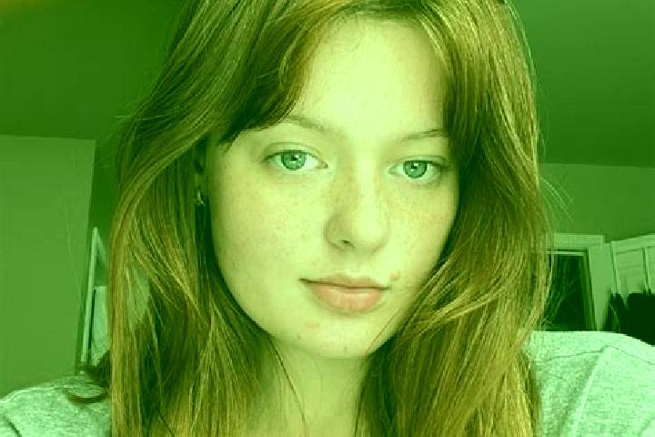 Lucy, 25, a chestnut grey-eyed caucasian companion based in Balao. Offering Dinner Date, Duos, Tantra, A-Level, Massage. Available for incall and outcall, da...