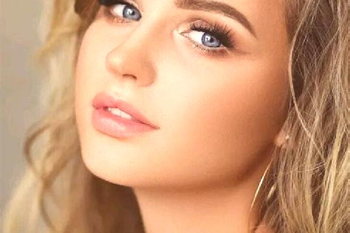Lucy, 25, a dark blonde blue-eyed caribbean companion based in Ardara. Offering BDSM, Tantra, Domination, Roleplay. Available for incall and outcall, overnig...