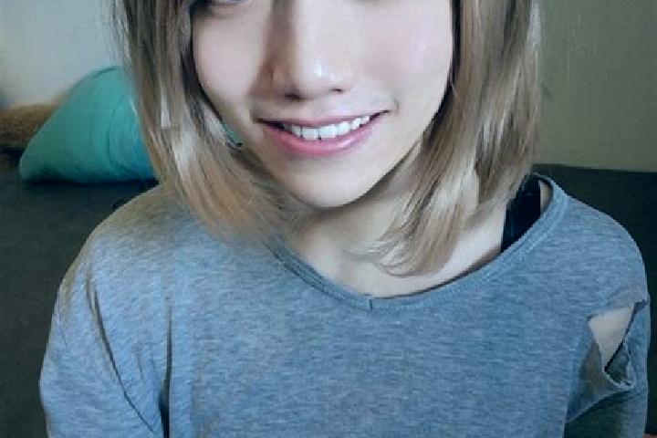 Lucy, 25, a platinum blonde brown-eyed asian companion based in Pallatanga. Offering Tantra, Domination, Deep French Kissing, Party Girl. Available for incal...