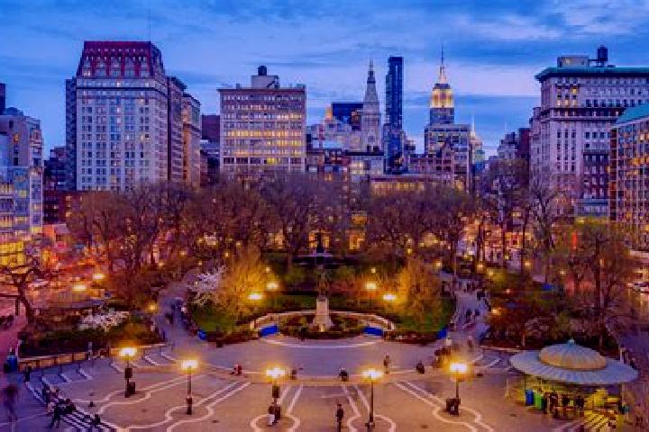 Lucy, 25 — Escort in Frankfort Square, United States