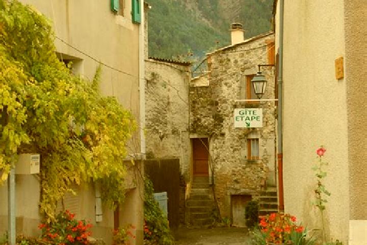 Lucy, 25 — Escort in Luc-en-Diois, France