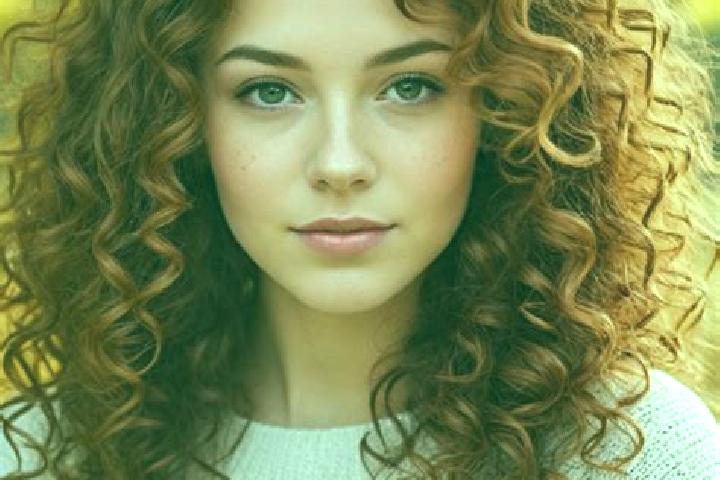 Lucy, 26, a auburn blue-eyed slavic companion based in Sam Son. Offering CIM, A-Level, Erotic Massage. Available for incall and outcall, overnight bookings a...