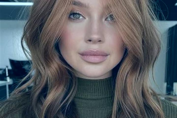 Lucy, 26, a auburn grey-eyed caucasian companion based in Penn North. Offering BDSM, CIM, Girlfriend Experience. Available for incall and outcall, day and ev...