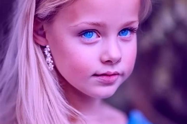 Lucy, 26, a blonde blue-eyed middle eastern companion based in Borau. Offering OWO, 69, Erotic Massage, BDSM, Striptease. Available for incall and outcall, o...