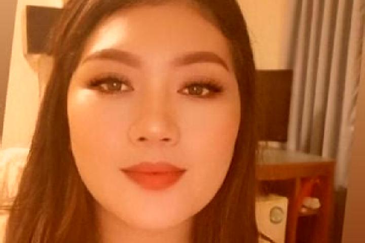 Lucy, 26, a brunette grey-eyed indian companion based in Banjar Ubud. Offering CIM, Domination, 69, Erotic Massage. Available for incall and outcall, overnig...