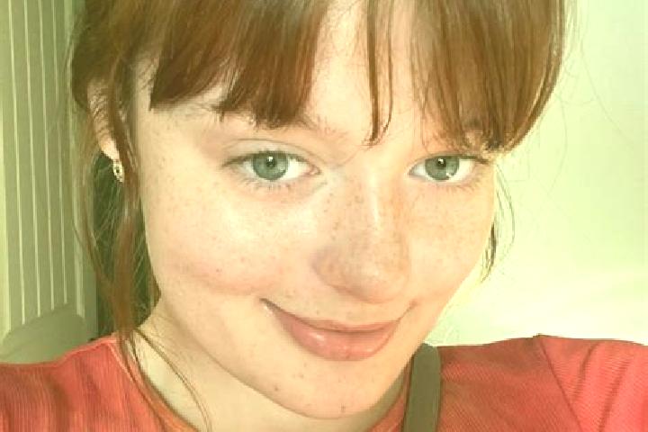 Lucy, 26, a red brown-eyed middle eastern companion based in Varbila. Offering BDSM, Duos, Roleplay, Overnight. Available for incall and outcall, overnight b...