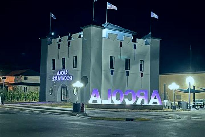 Lucy, 26 — Escort in Arcola, United States