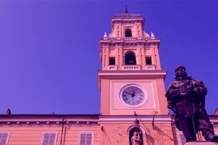 Lucy, 26 — Escort in Colorno, Italy
