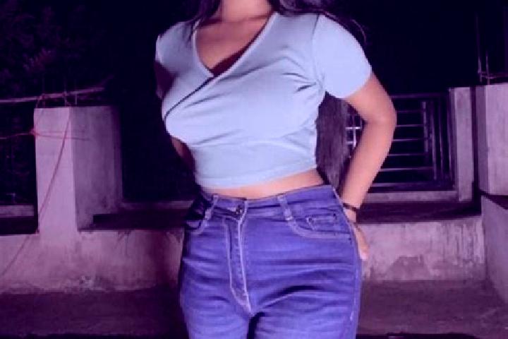 Lucy, 26 — Escort in Neb Sarai, India