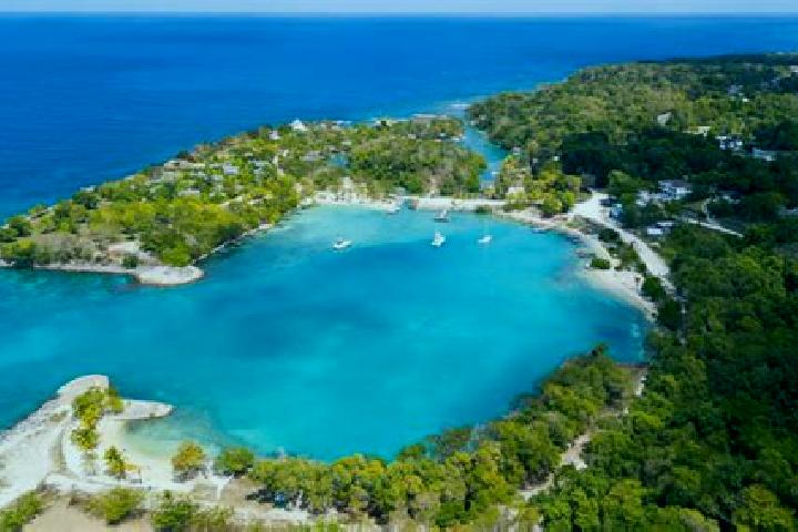 Lucy, 26 — Escort in Oracabessa, Jamaica
