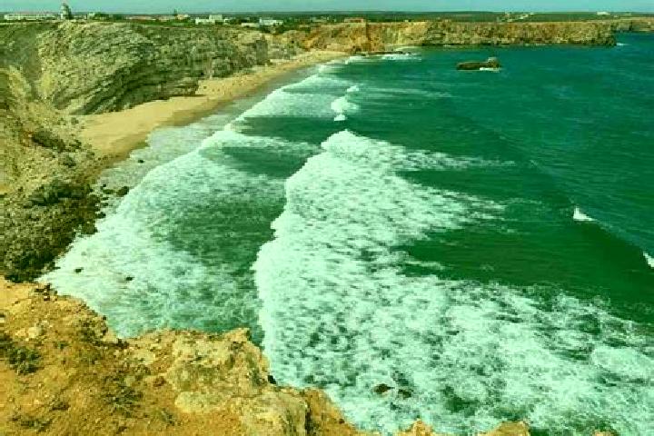 Lucy, 26 — Escort in Sagres, Portugal