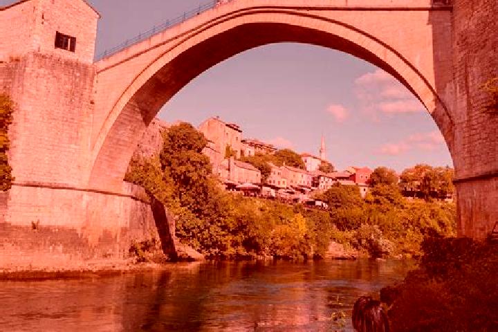 Lucy, 26 — Escort in Suho Polje, Bosnia and Herzegovina