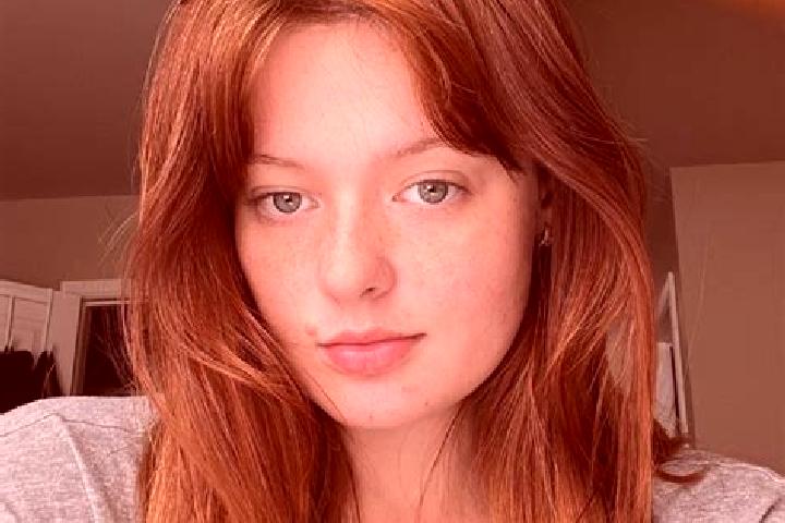 Lucy, 27, a auburn green-eyed indian companion based in Kelpen-Oler. Offering GFE, Party Girl, Striptease. Available for incall and outcall, day and evening ...