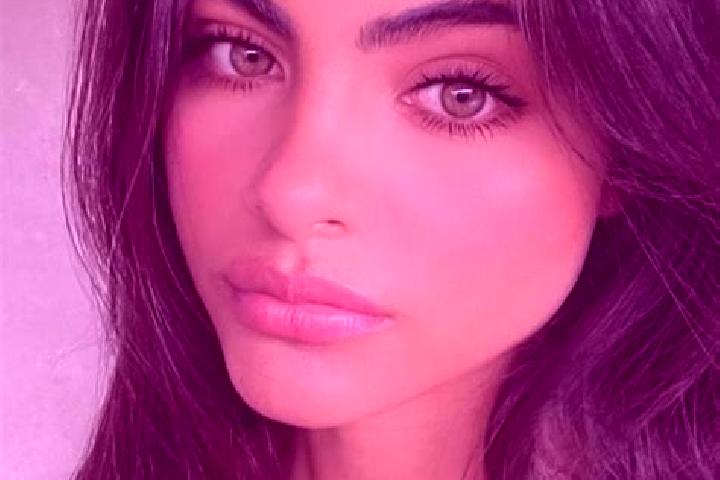 Lucy, 27, a auburn hazel-eyed latina companion based in Govindgarh. Offering CIM, A-Level, Overnight, GFE. Available for incall and outcall, overnight bookin...