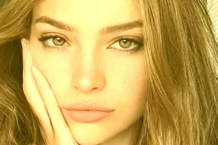 Lucy, 27, a blonde brown-eyed latina companion based in Bicorp. Offering Deep French Kissing, 69, Roleplay. Available for incall and outcall, overnight booki...
