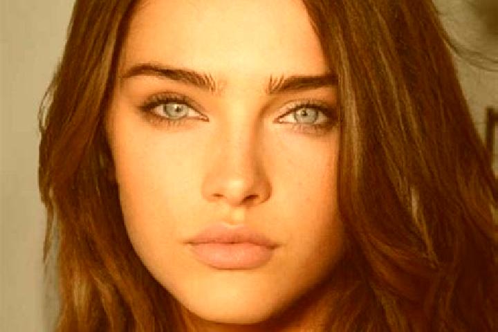 Lucy, 27, a brunette green-eyed caribbean companion based in Rudinska. Offering Deep French Kissing, Couples, Roleplay, Travel Companion. Available for incal...