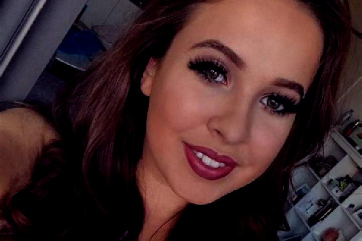 Lucy, 27, a brunette grey-eyed caribbean companion based in Berrueces. Offering Duos, Dinner Date, Party Girl, GFE. Available for incall and outcall, day and...