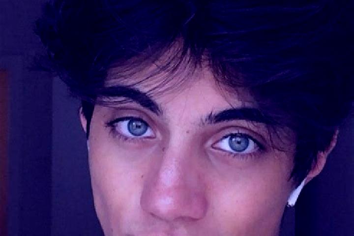 Lucy, 27, a chestnut dark-eyed caucasian companion based in Jerez. Offering Domination, BDSM, OWO. Available for incall and outcall, overnight bookings avail...