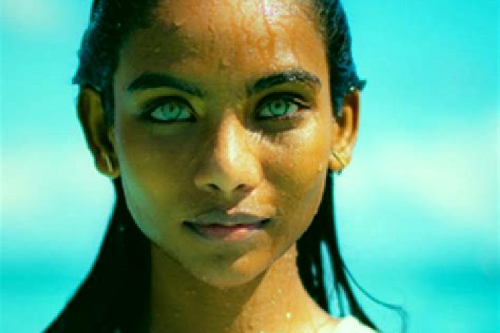 Lucy, 27, a red blue-eyed indian companion based in Takoradi. Offering Erotic Massage, Prostate Massage, OWO, BDSM, Couples. Available for incall and outcall...