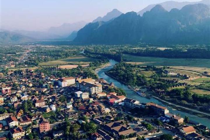 Lucy, 27 — Escort in Ban Hatxao, Laos