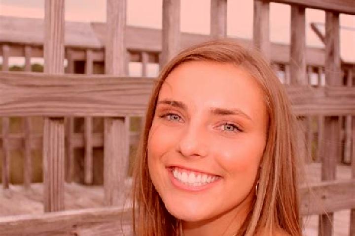 Lucy, 27 — Escort in Belhaven, United States