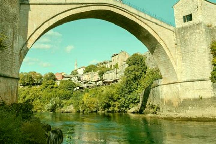 Lucy, 27 — Escort in Breske, Bosnia and Herzegovina