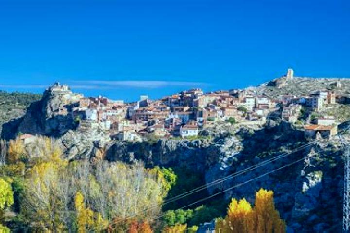 Lucy, 27 — Escort in Castielfabib, Spain