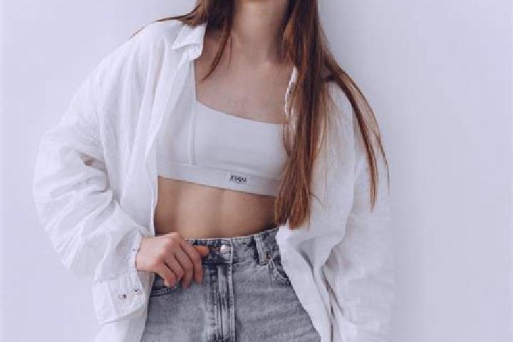 Lucy, 27 — Escort in Ciasna, Poland