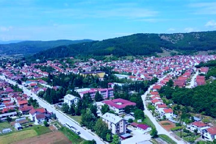 Lucy, 27 — Escort in Demir Hisar, North Macedonia