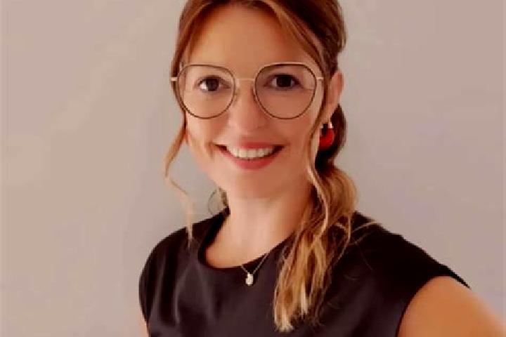 Lucy, 27 — Escort in Locmine, France