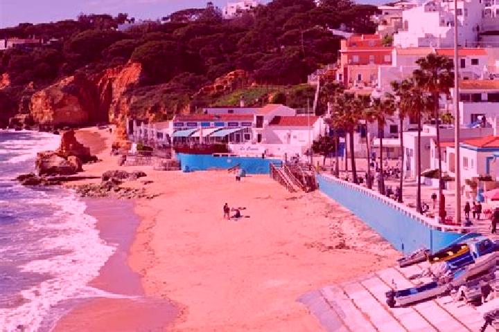 Lucy, 27 — Escort in Olhos de Agua, Portugal