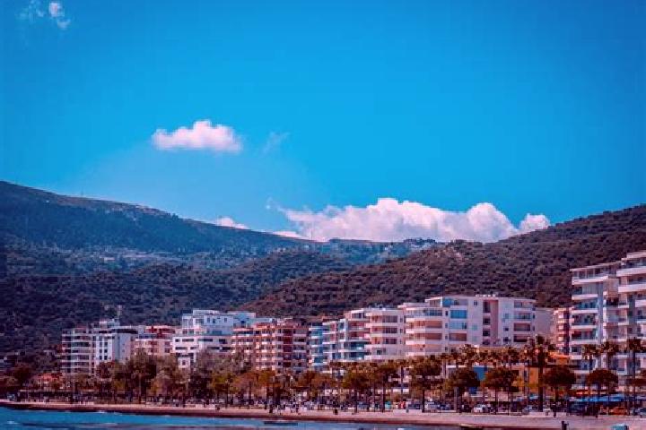 Lucy, 27 — Escort in Vlore, Albania