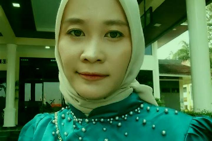 Lucy, 27 — Escort in Wanglu Wetan, Indonesia