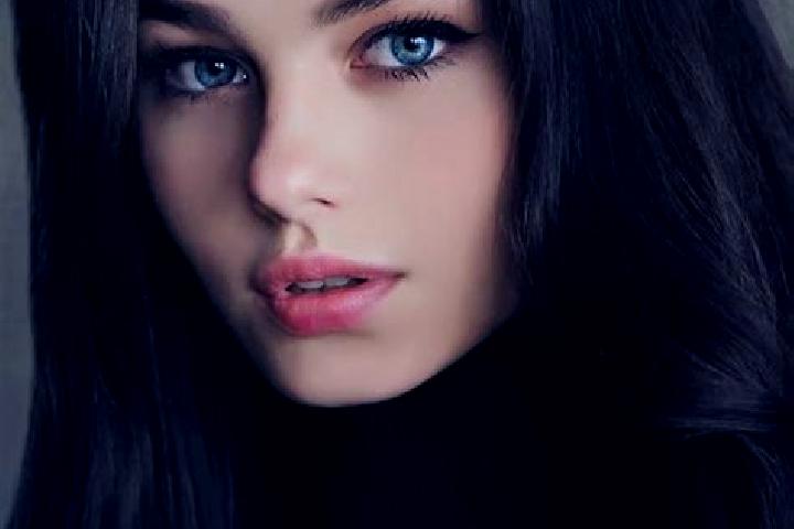 Lucy, 28, a black dark-eyed slavic companion based in Shakhta. Offering CIM, Striptease, Dinner Date. Available for incall and outcall, overnight bookings av...
