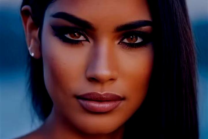 Lucy, 28, a black grey-eyed latina companion based in Llano Bonito. Offering Overnight, CIM, Deep French Kissing, Dinner Date. Available for incall and outca...