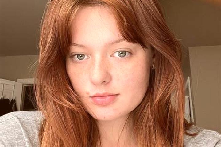 Lucy, 28, a chestnut grey-eyed european companion based in Baramkela. Offering Deep French Kissing, CIM, Erotic Massage, A-Level. Available for incall and ou...
