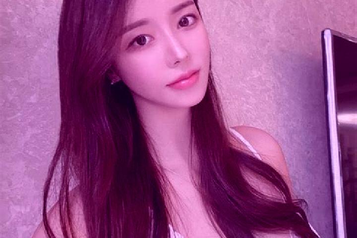 Lucy, 28 — Escort in Lezhu, China
