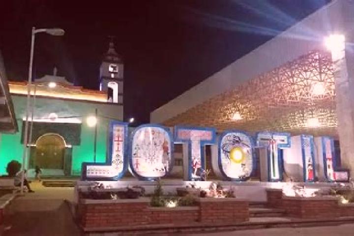 Lucy, 28 — Escort in San Agustin Jitotol, Mexico