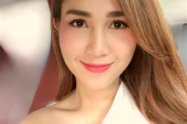 Lucy, 28 — Escort in Tangguwisia, Indonesia