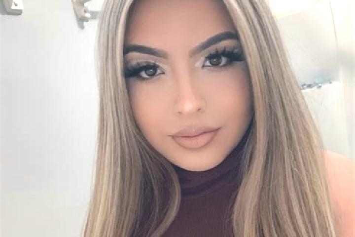 Lucy, 29, a blonde dark-eyed latina companion based in Brookton. Offering OWO, Domination, Striptease. Available for incall and outcall, day and evening dates.