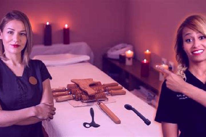 Lucy, 29, a dark blonde dark-eyed ebony companion based in Mendi. Offering Prostate Massage, Party Girl, Girlfriend Experience. Available for incall and outc...