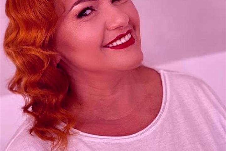 Lucy, 29 — Escort in Dovhe, Ukraine