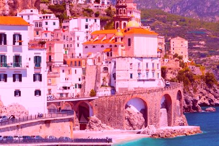 Lucy, 29 — Escort in Sfruz, Italy