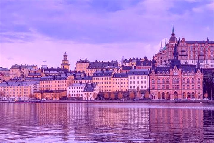 Lucy, 29 — Escort in Soederakra, Sweden