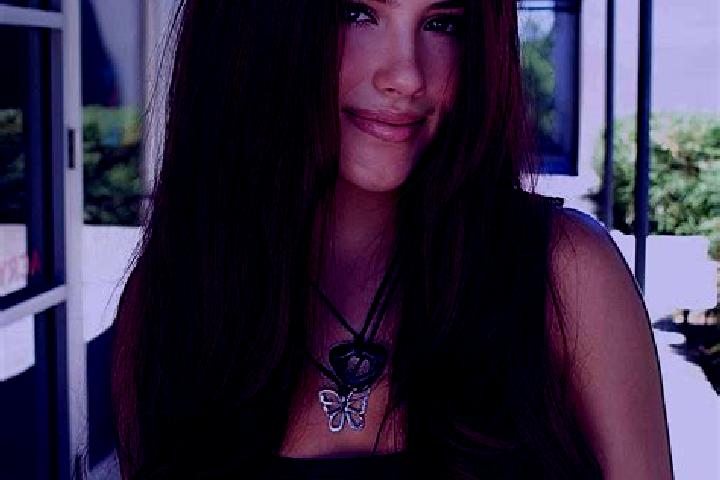 Lucy, 30, a auburn dark-eyed latina companion based in Lamika. Offering Travel Companion, CIM, Dinner Date. Available for incall and outcall, day and evening...