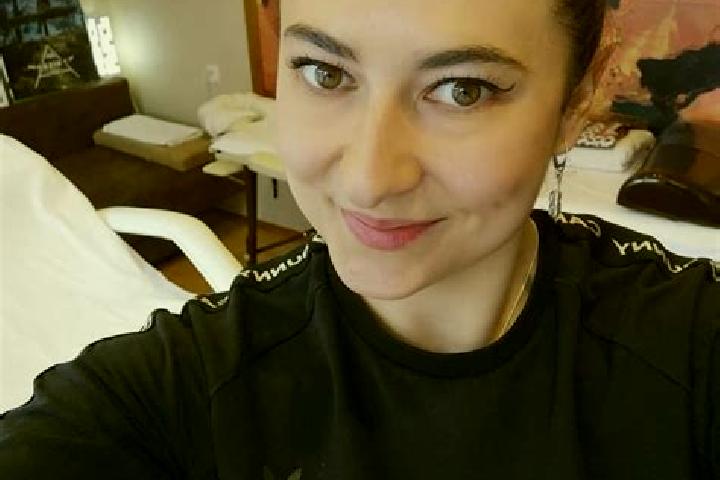 Lucy, 30, a black amber-eyed european companion based in Paolisi. Offering Duos, Roleplay, Massage. Available for incall and outcall, day and evening dates.