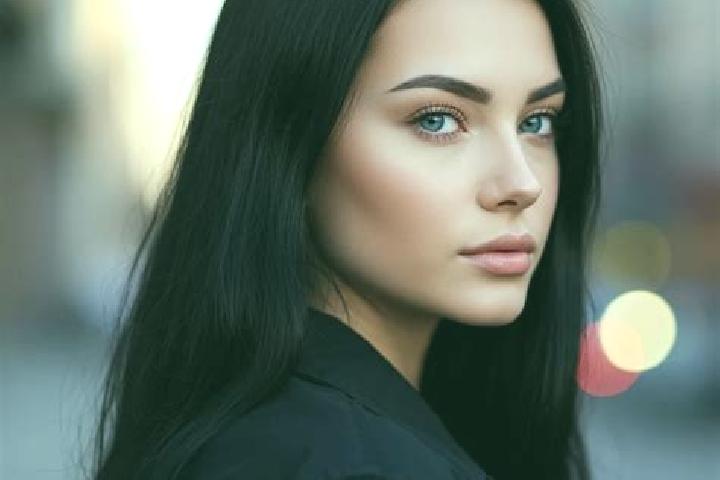 Lucy, 30, a chestnut blue-eyed latina companion based in Ryd. Offering Dinner Date, Roleplay, Couples, Massage, BDSM. Available for incall and outcall, day a...