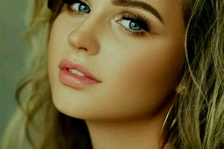 Lucy, 30, a dark blonde blue-eyed asian companion based in Buena Fe. Offering Travel Companion, Dinner Date, Prostate Massage. Available for incall and outca...